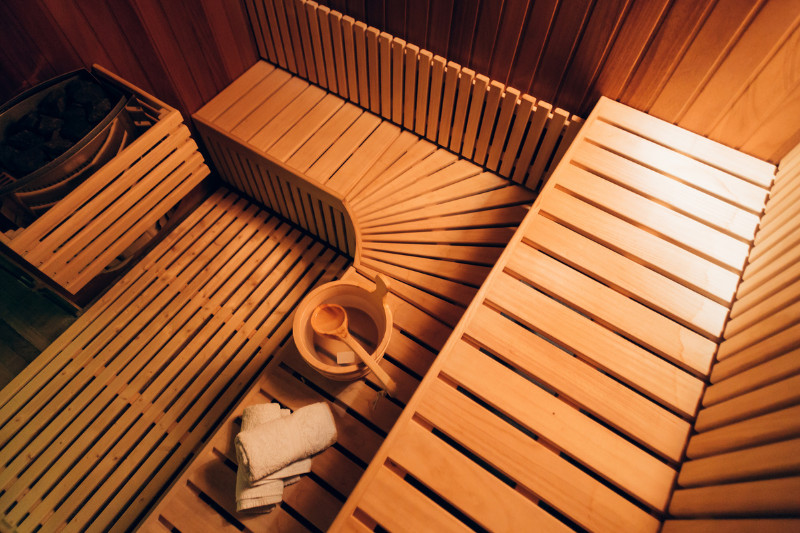 יתרונות הסאונה - למה כל אחד צריך סאונה רטובה בביתו: היתרונות שלא הכרתם